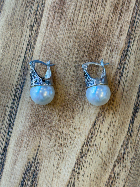 NO BRAND Pearls Earrings