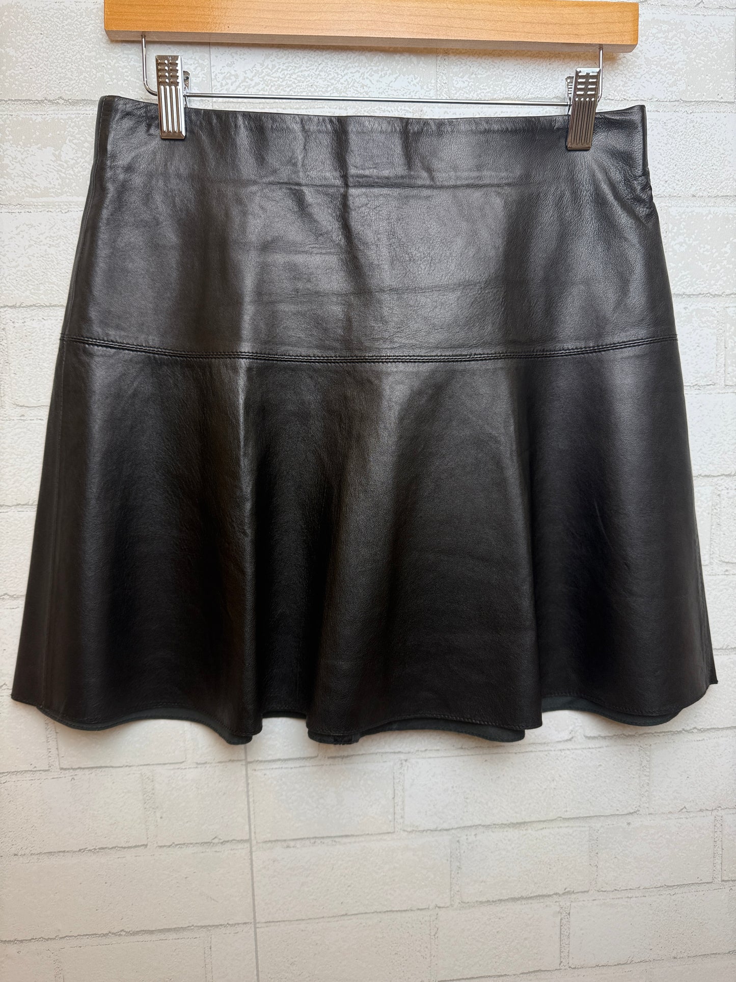VINCE Lamb Leather Mini Skirt / XS-US2