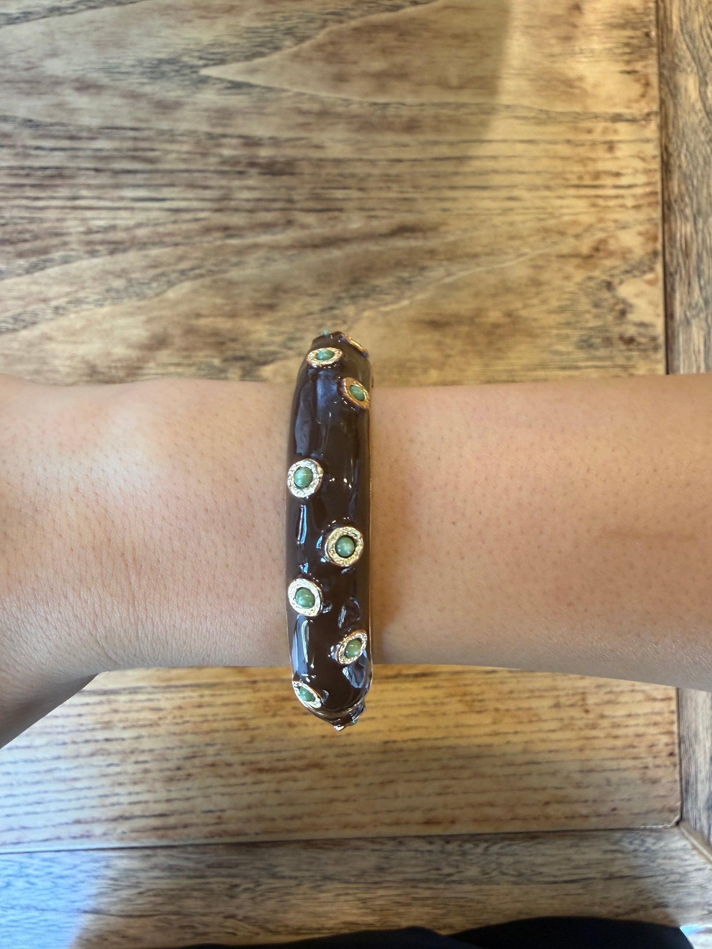 NO BRAND  Gold Tone Embellished Bangle Bracelet