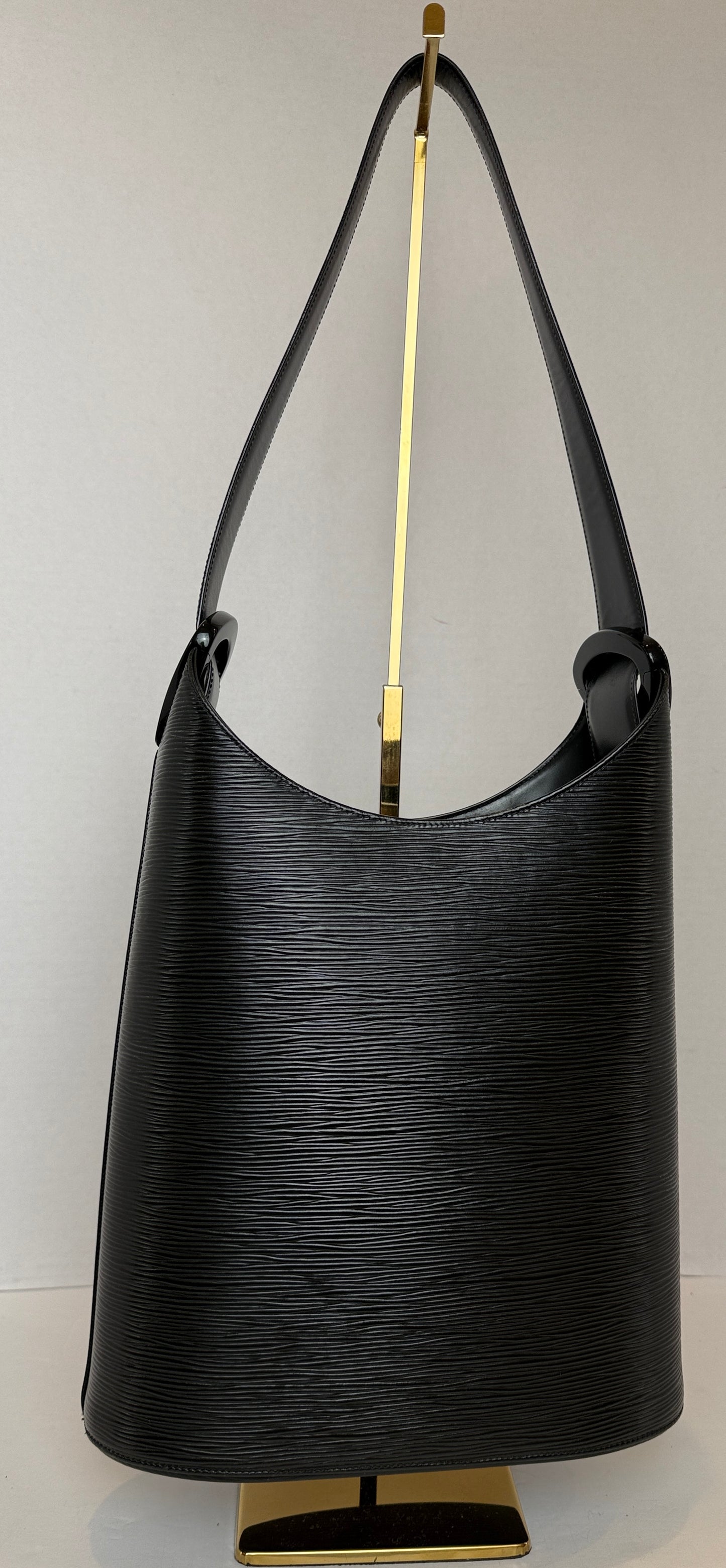 LOUIS VUITTON Epi Leather Verseau Shoulder Bag