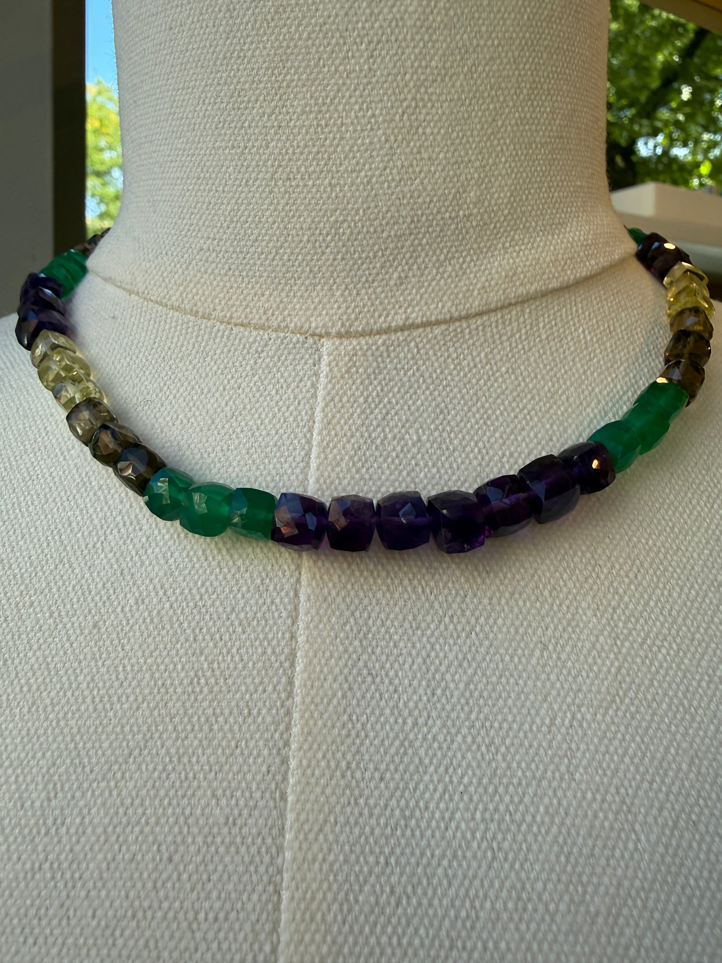 NO BRAND Necklace With Cube-Bead