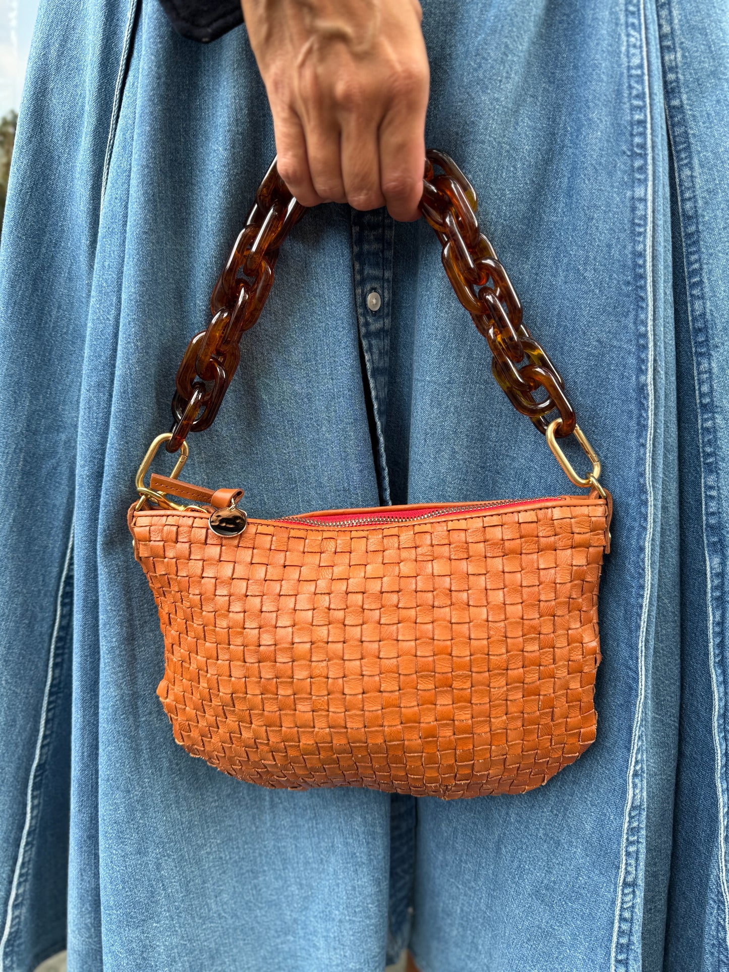CLARE V. Petit Leather Messenger Bag