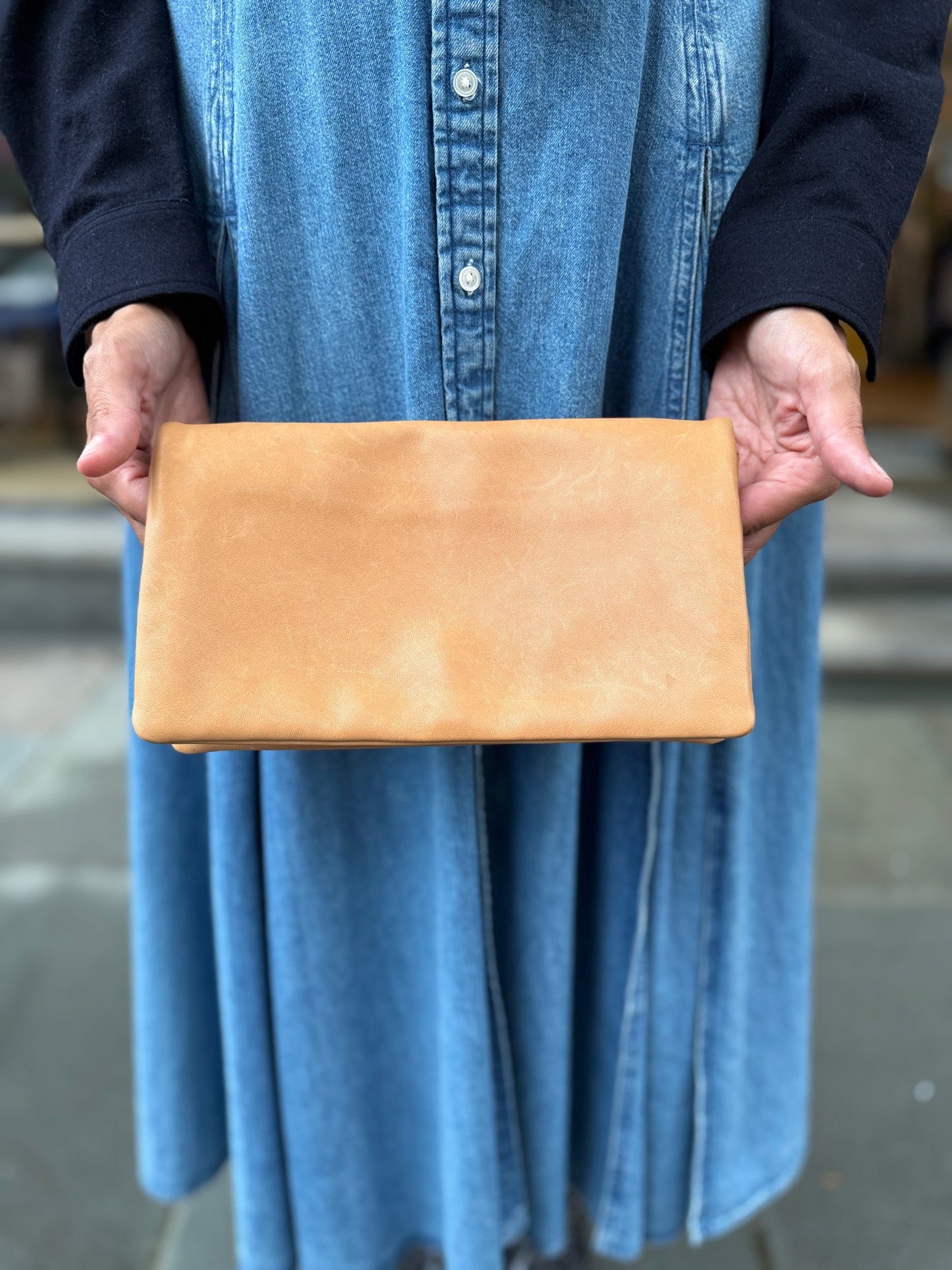 ANN TAYLOR Leather Clutch
