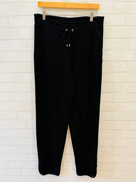 CHANEL NWT Cashmere Knitted Pants/L