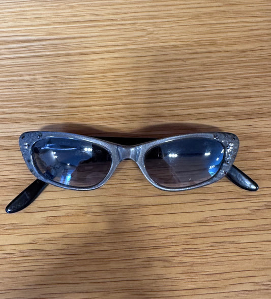 CHLOE Deadstock Oval Sunglasses