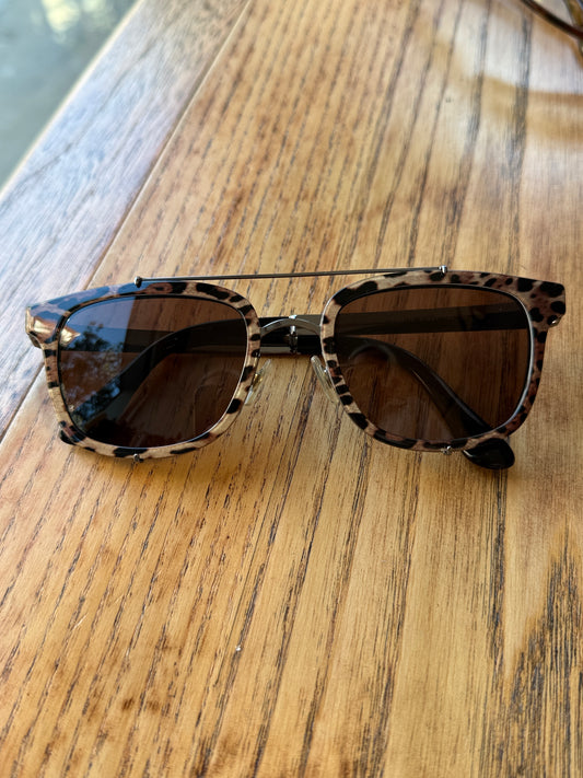 DOLCE & GABBANA DG 2175 Leopard Print Sunglasses