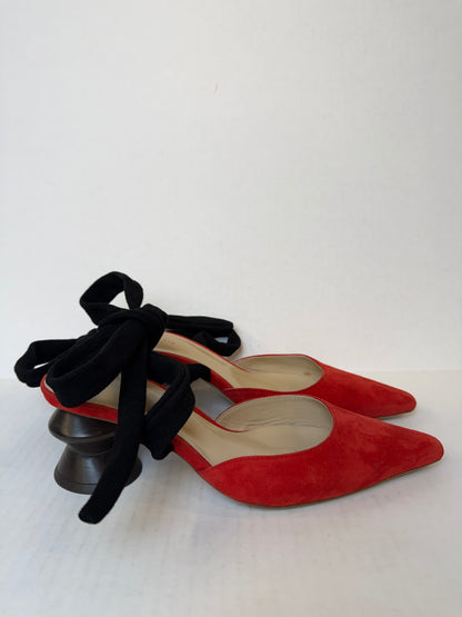 REJINA PYO Barbara Suede Zigzag Heel Pump / US7-EU38