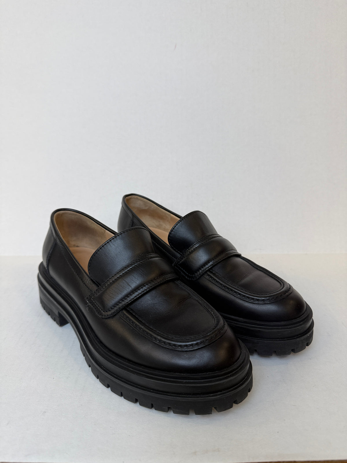 GIANVITO ROSSI Argo Leather Lug Sole Loafers / US6-EU37