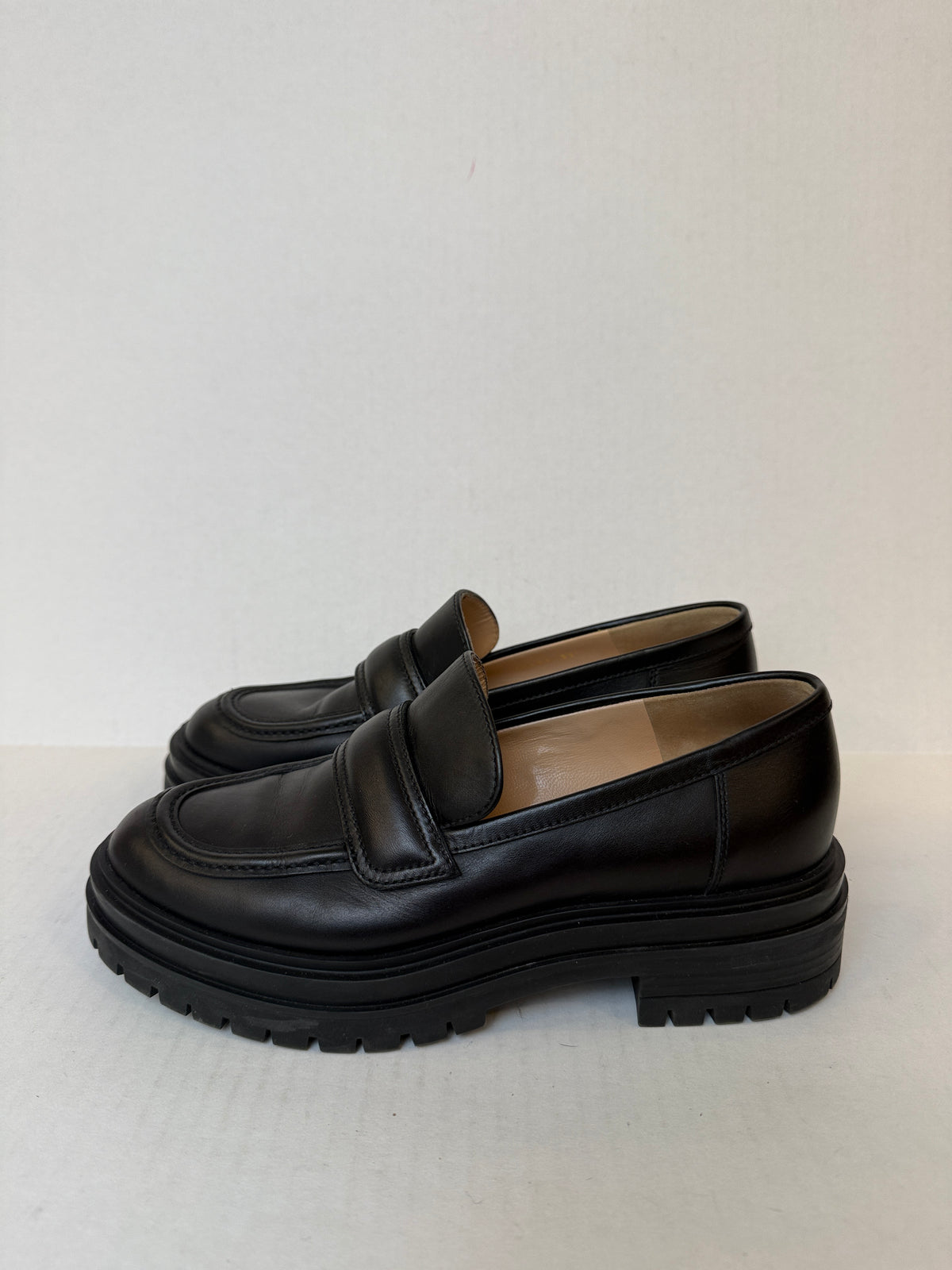 GIANVITO ROSSI Argo Leather Lug Sole Loafers / US6-EU37