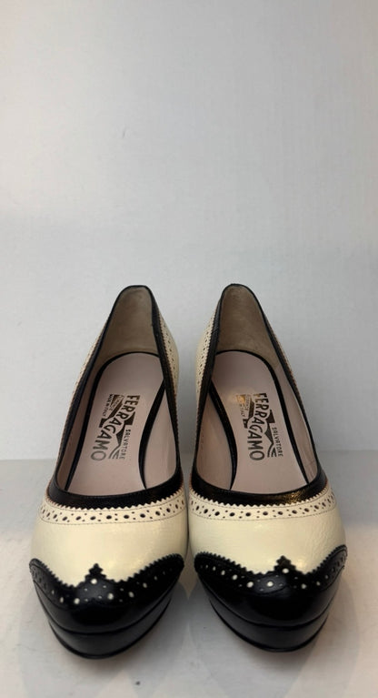 Salvatore Ferragamo NWT Famiana Leather Pump/7-EU38