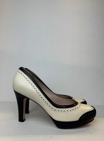 Salvatore Ferragamo NWT Famiana Leather Pump/7-EU38