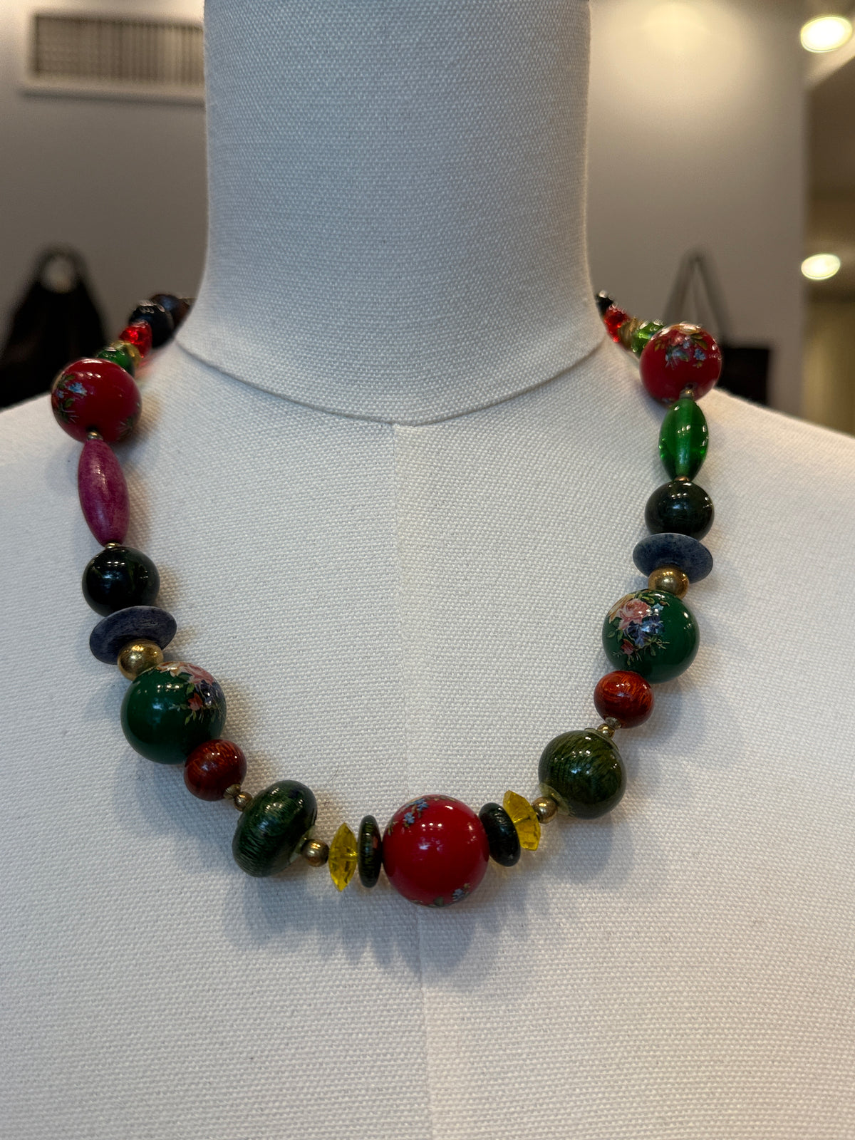 NO BRAND Pendant Beaded Necklace