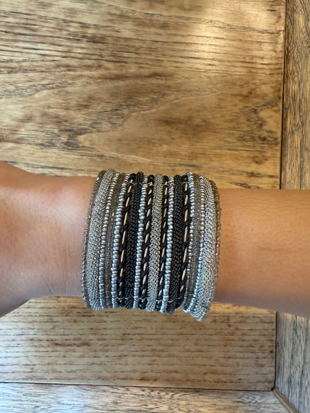 NO BRAND Large Pearls Bracelet