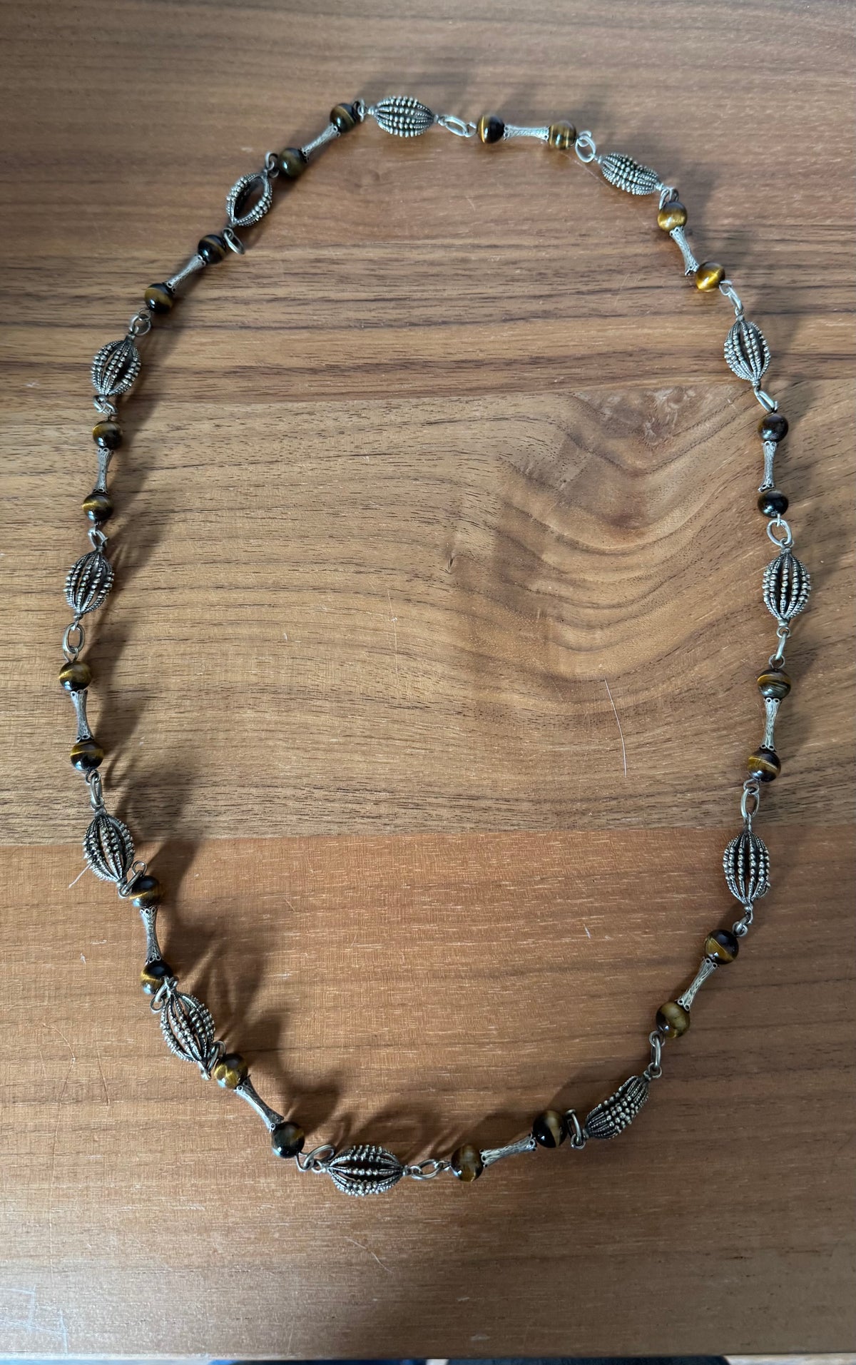 NO BRAND Silver Beaded Statement Necklace