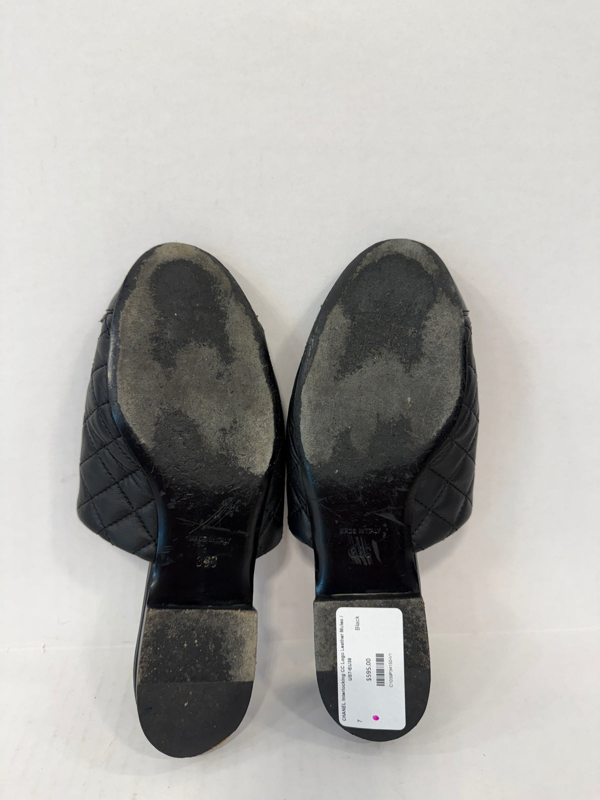 CHANEL Interlocking CC Logo Leather Mules / US7-EU38