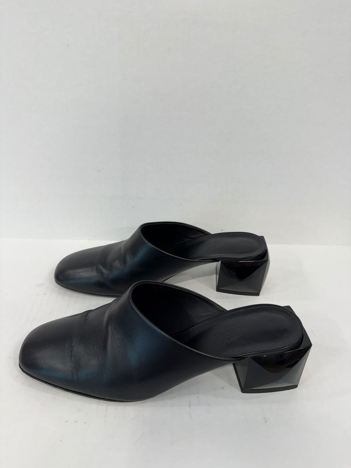 HERMES  Leather Christie Mules/ US8.5-EU38.5