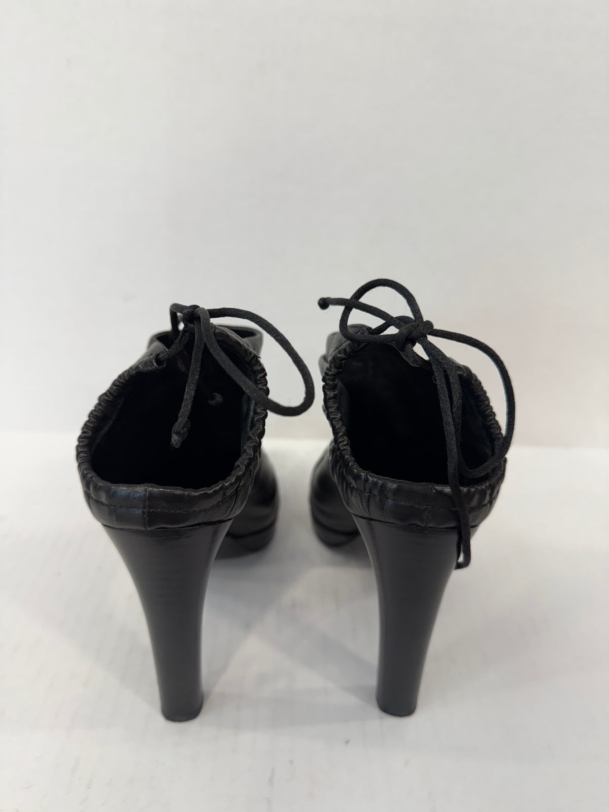 GUCCI NWT Tom Ford 2004 Leather Ruched Booties / US5.5-EU36