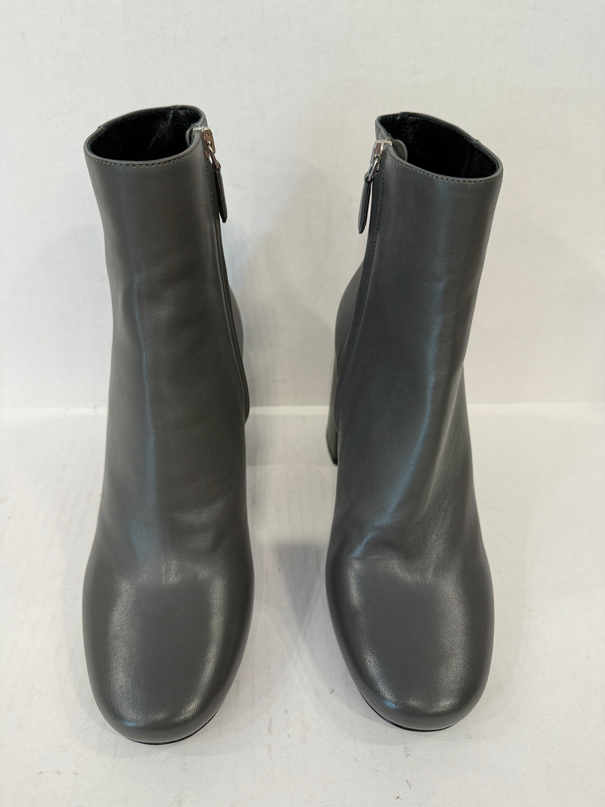 PRADA NWT Leather Round Toe Block Heels Ankle Boots/US10-EU40
