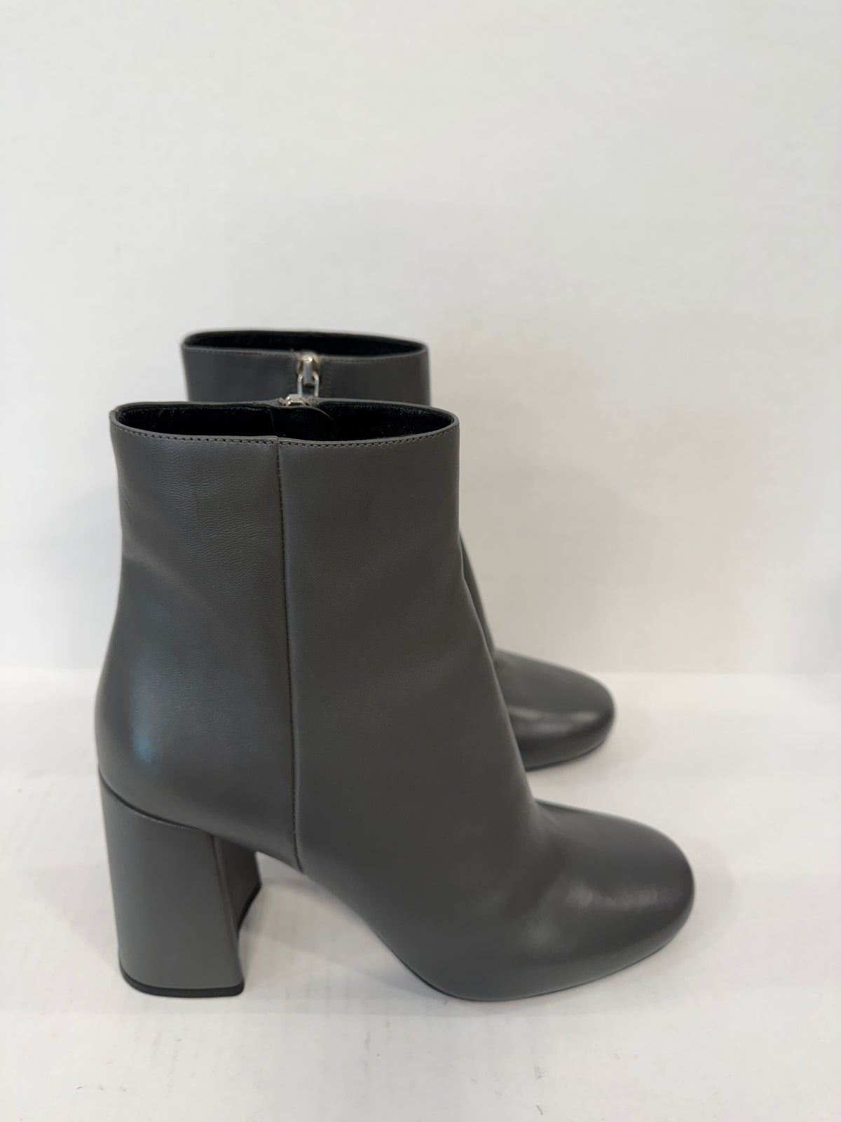 PRADA NWT Leather Round Toe Block Heels Ankle Boots/US10-EU40