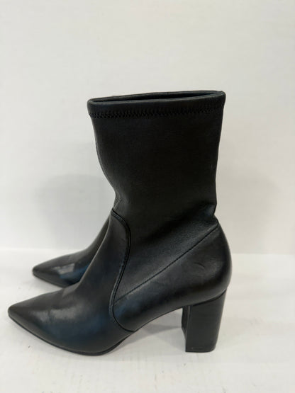 STUART WEITZMAN  Landry Stretch Leather Boots/ EU36-US66