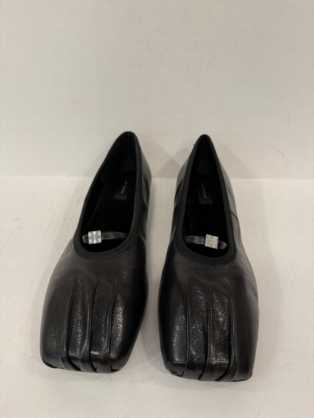 GIVENCHY NWT Ballet Flats / EU40.5