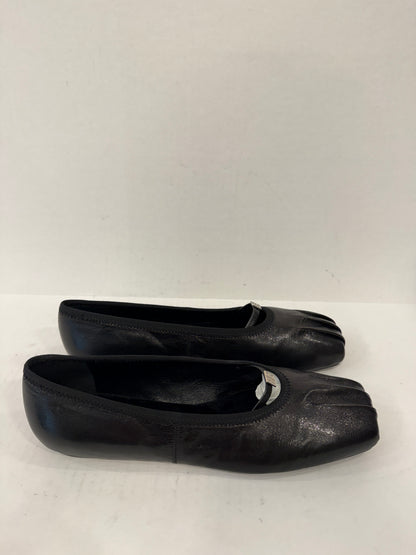GIVENCHY NWT Ballet Flats / EU40.5