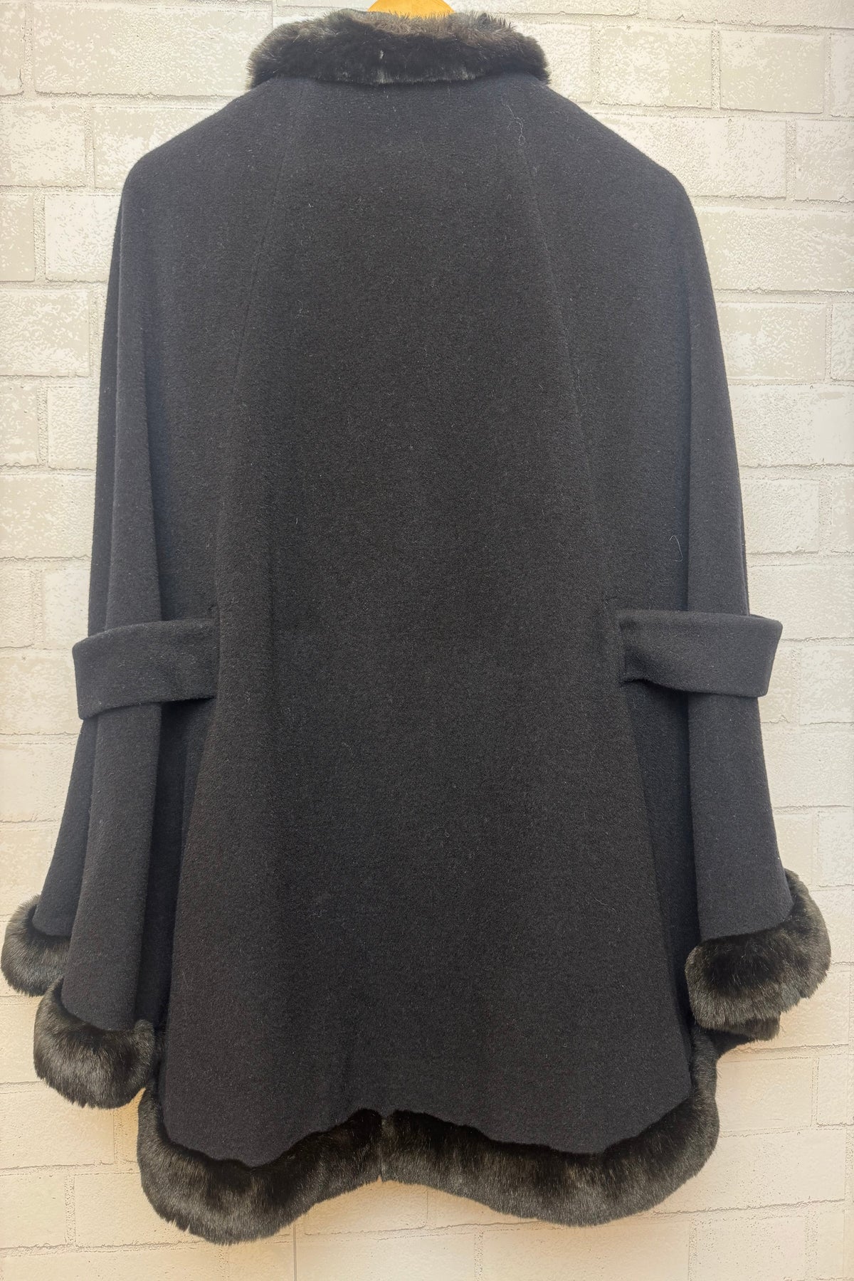 ELLEN TRACY Wool Blend Cape Jacket / S