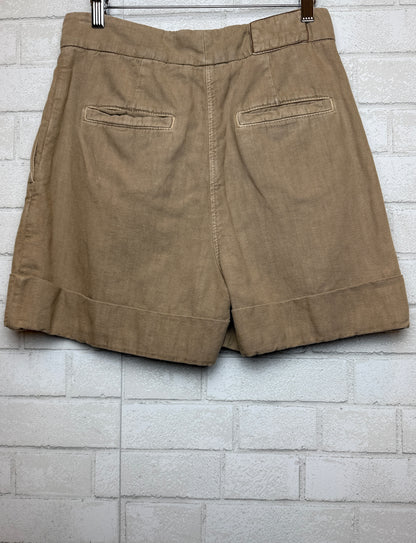 BRUNELLO CUCINELLI High-Waisted Cuffed Shorts / M-US6