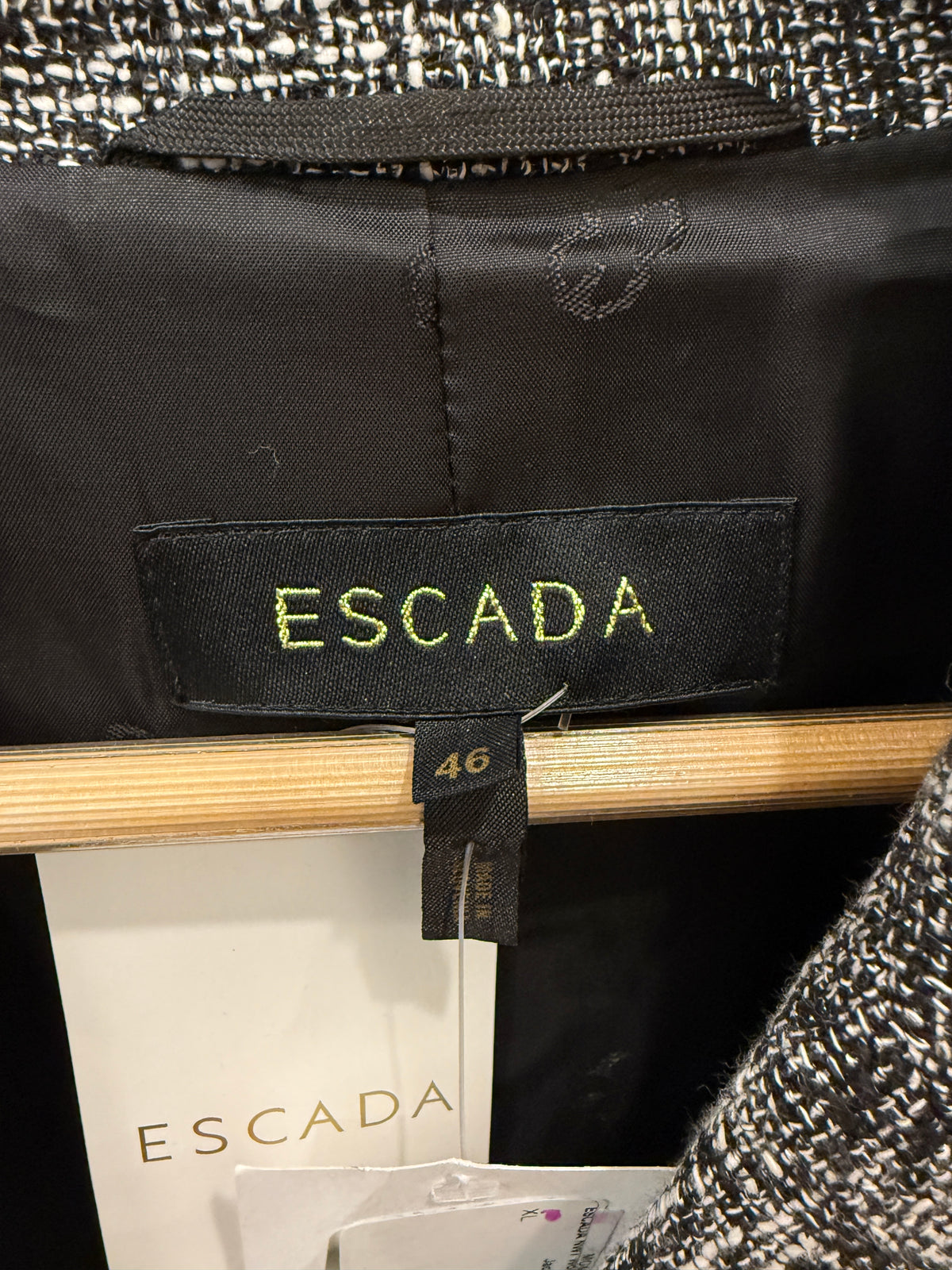 ESCADA NWT Wool Tweed One Button Bow Jacket/ EU46-XL