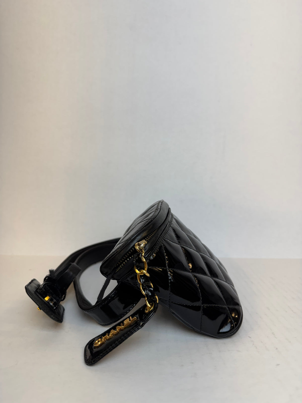 CHANEL Vintage Patent Leather Quilted Waist Belt Bag