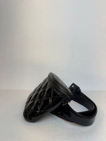 CHANEL Vintage Patent Leather Quilted Waist Belt Bag