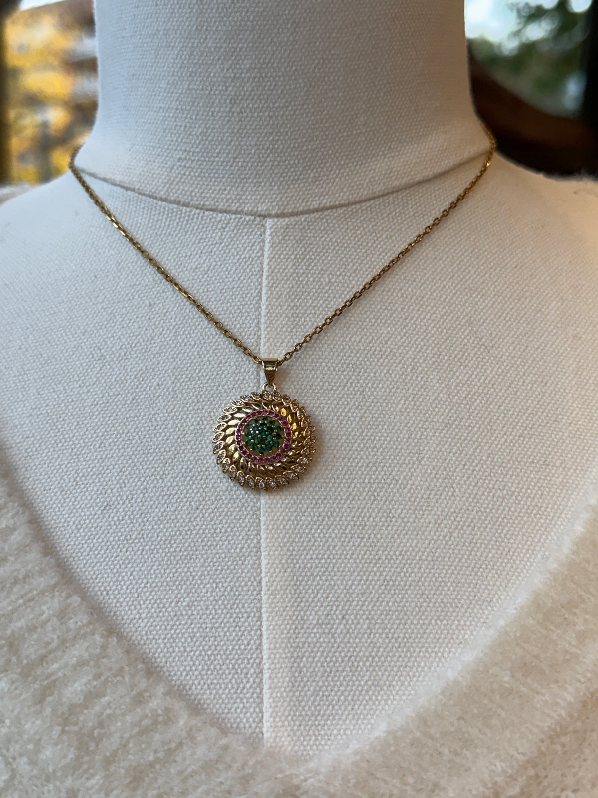 NO BRAND Gold Chain with green and pink pendant
