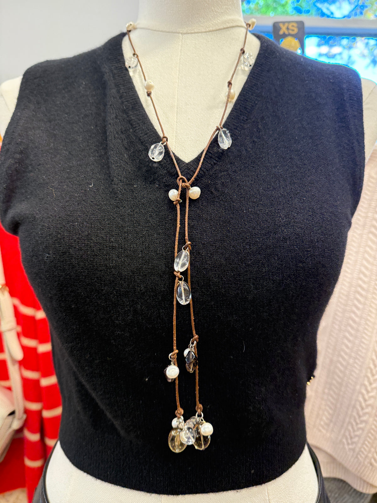 NO BRAND Leather And Stones Necklace