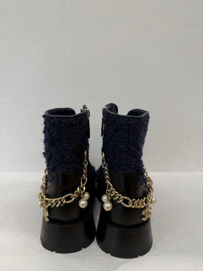 CHANEL Wool Tweed Calfskin Lace Up Combat Boots/US6.5-EU37.5