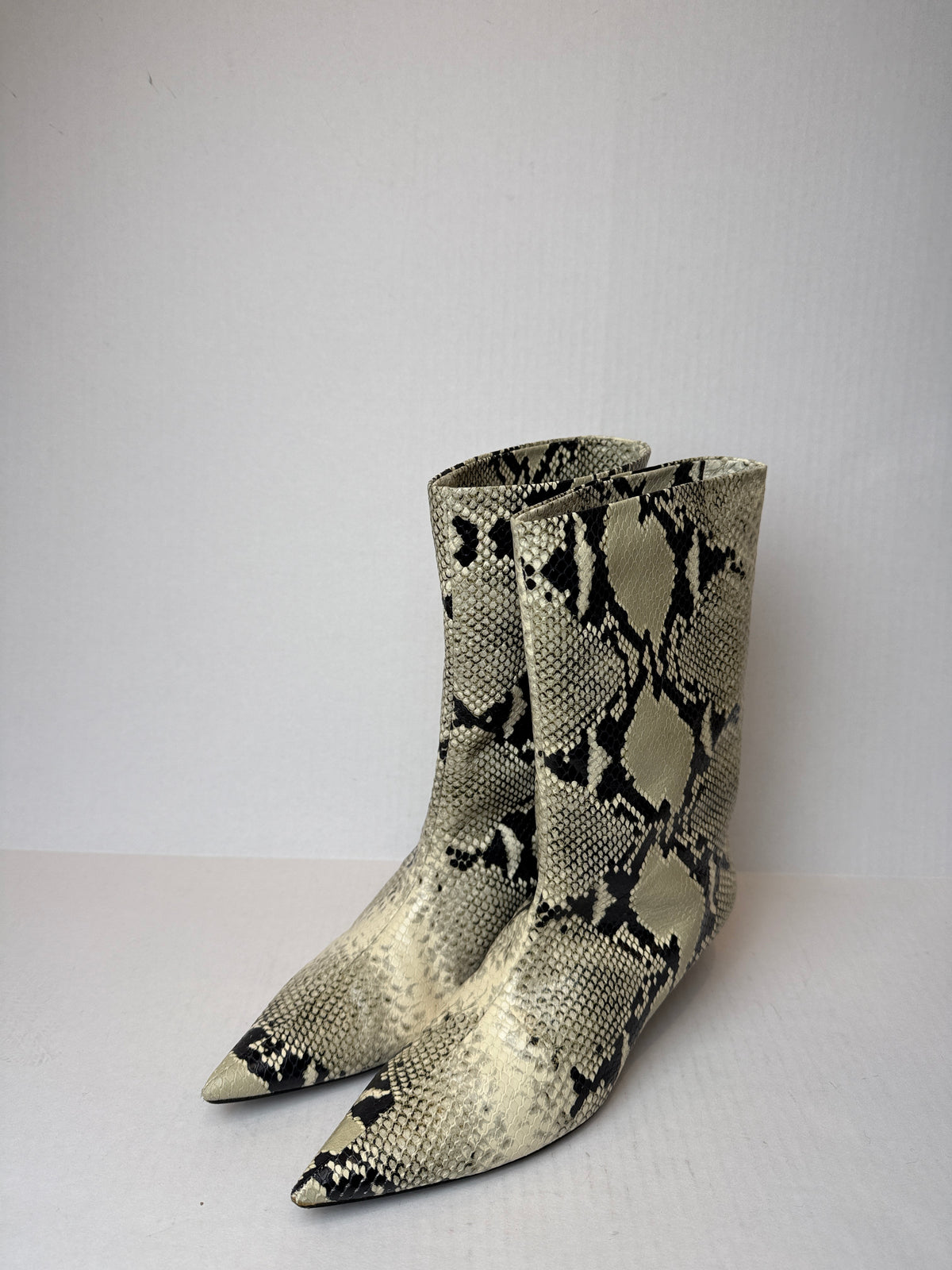 JIL SANDER Python Leather Pointed Toe  Kitty Heels Boots/US9-EU40