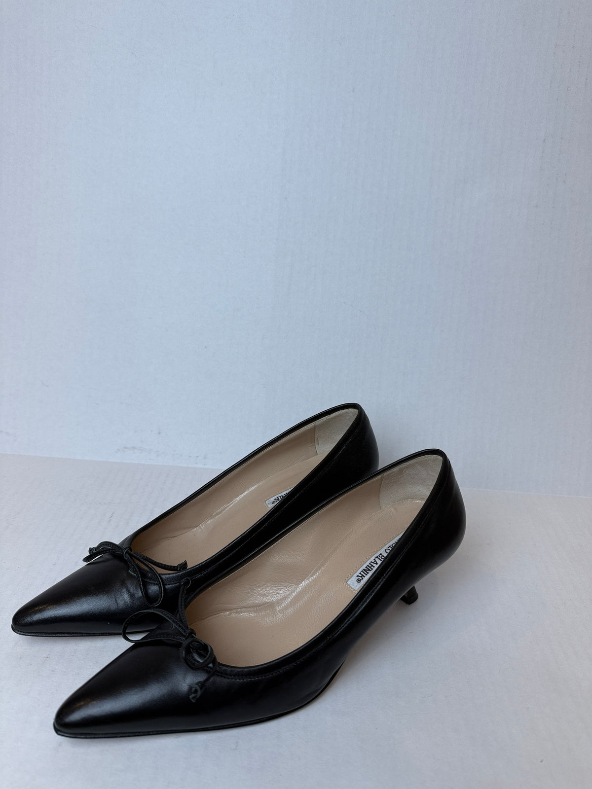 MANOLO BLAHNIK Kitten Heels Pump / US9-EU39.5