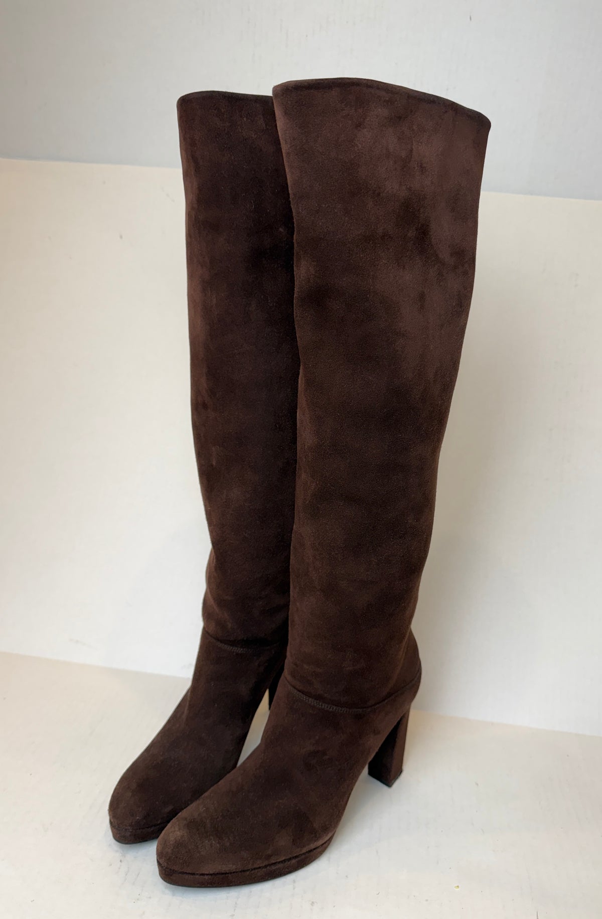 STUART WEITZMAN Knee-High Block Heel Suede Boots / 8