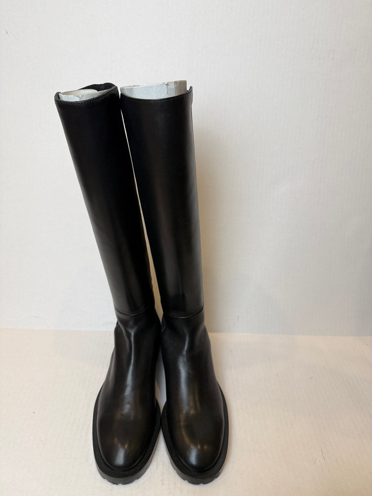 STUART WEITZMAN NWT Knee High Lug Boots / US6.5-EU37