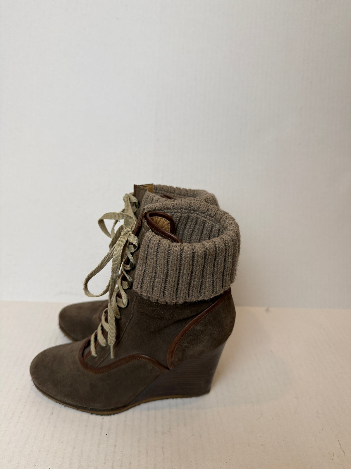 CHLOE Suede Lace Up Wedge Ankle Boots/US7-EU37