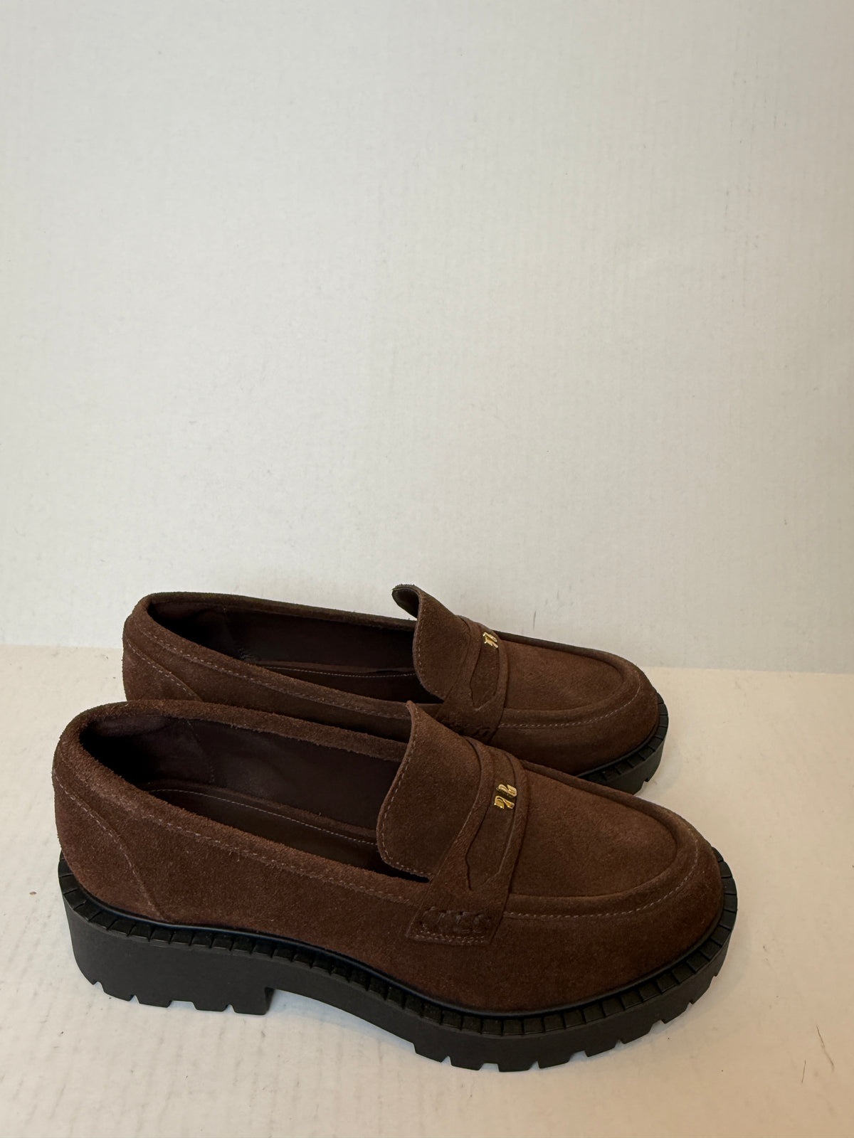 LARROUDE NWT Suki Lug Suede Loafers/US9-EU39