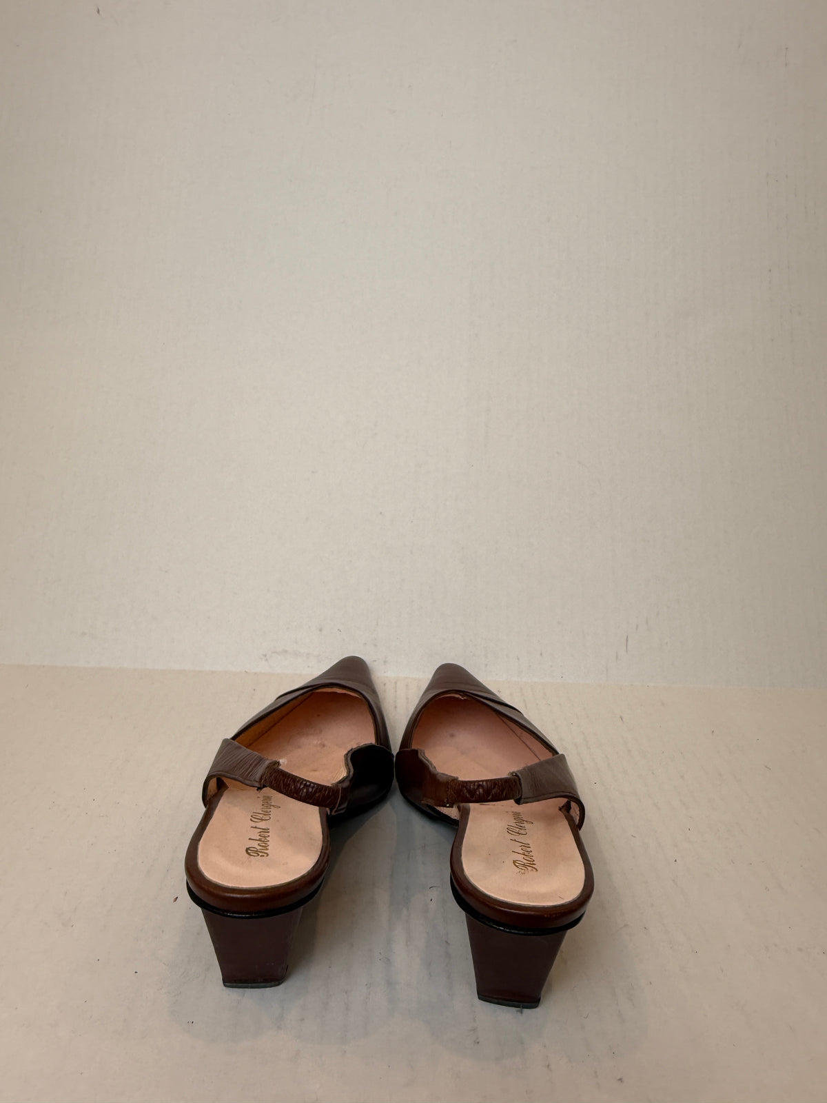 ROBERT CLERGERIE  Pointed Leather Pumps/7-EU37.5