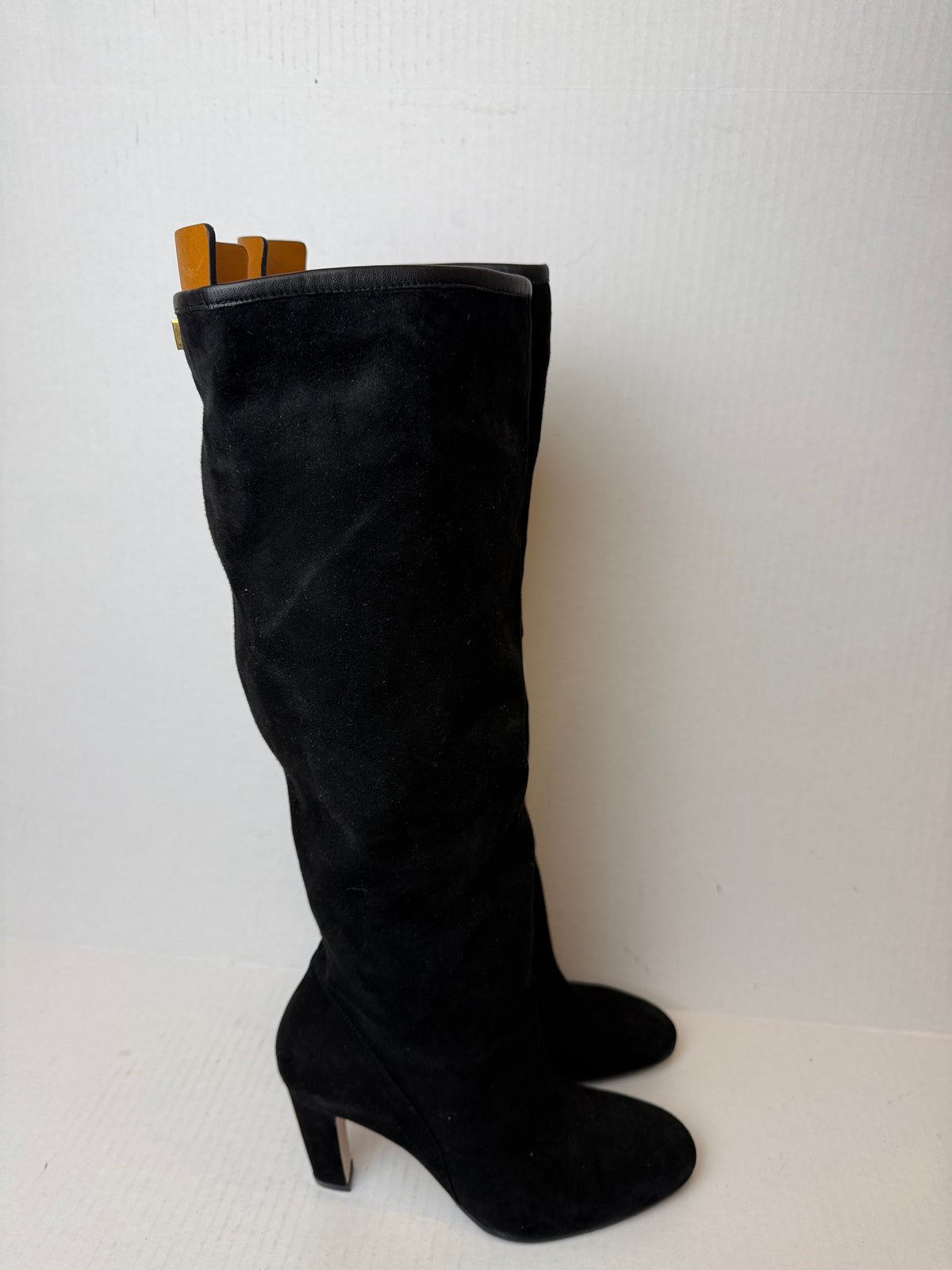 STUART WEITZMAN NWT Suede Studded Accents  Heels Boots/US8.5-EU39