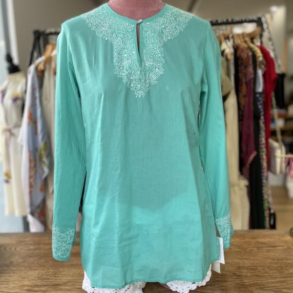 NORTHERN ISLE NWT Summer Long Sleeves Top / S