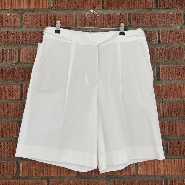 LORO PIANA Shorts with Buckles on the side size M