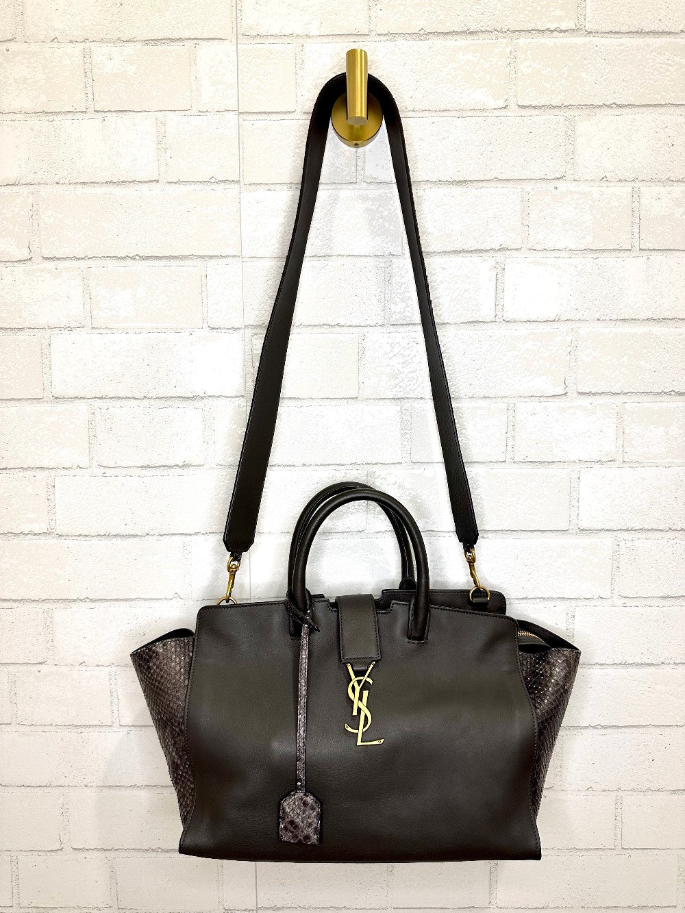 YVES SAINT LAURENT Downtown Leather Zipped Tote