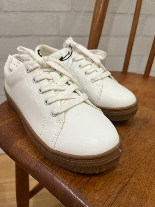 CREWCUTS Faux leather sneakers NWT. / us4 - 36