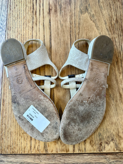 CHANEL leather flat sandals / US9-EU39.5