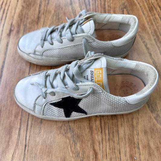 GOLDEN GOOSE Low Top sneakers / US12-EU30