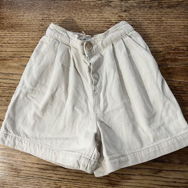 ZARA Large Shorts / 8Y